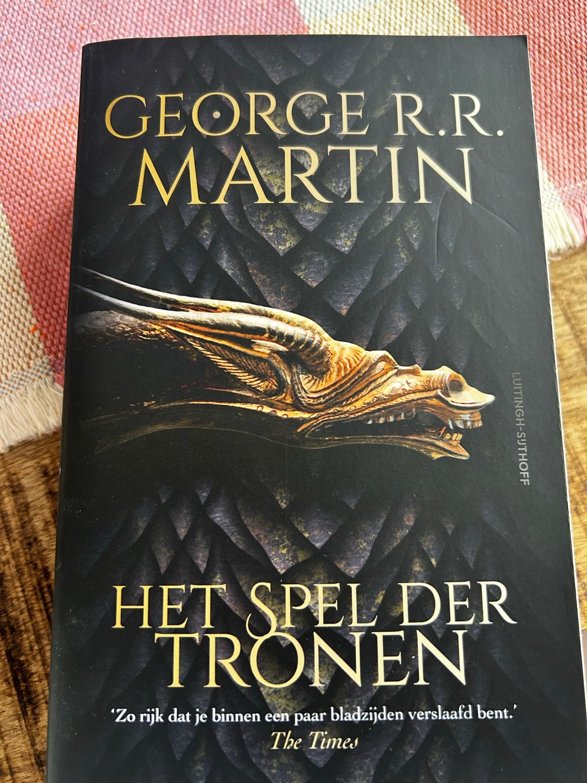 Het Spel der Tronen - George R.R. Martin, Ophalen, Zo goed als nieuw, Nederland