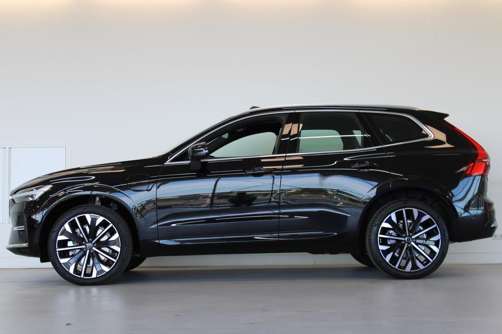 Volvo XC60 T6 350PK Ultra Bright, Gebruikt, 4 cilinders, 24 maanden, Zwart