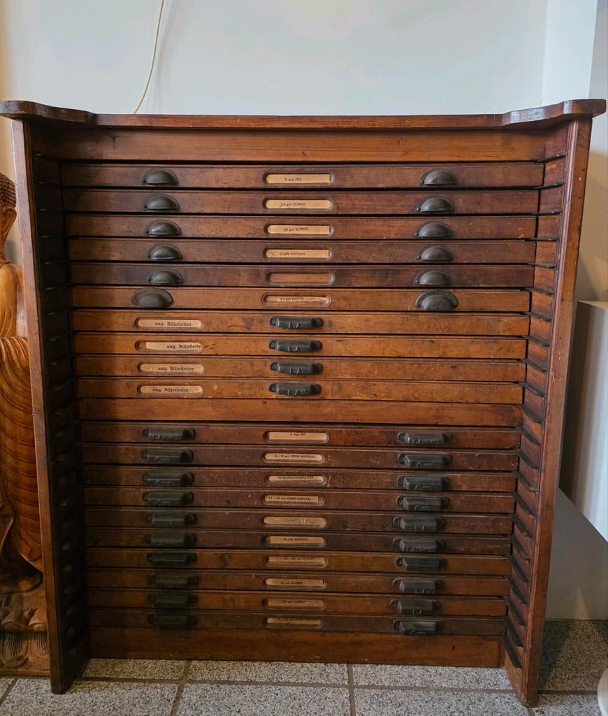 Authentieke Drukkerij Letterkast met Complete Inhoud, Antiek en Kunst, Antiek | Meubels | Kasten, Ophalen of Verzenden