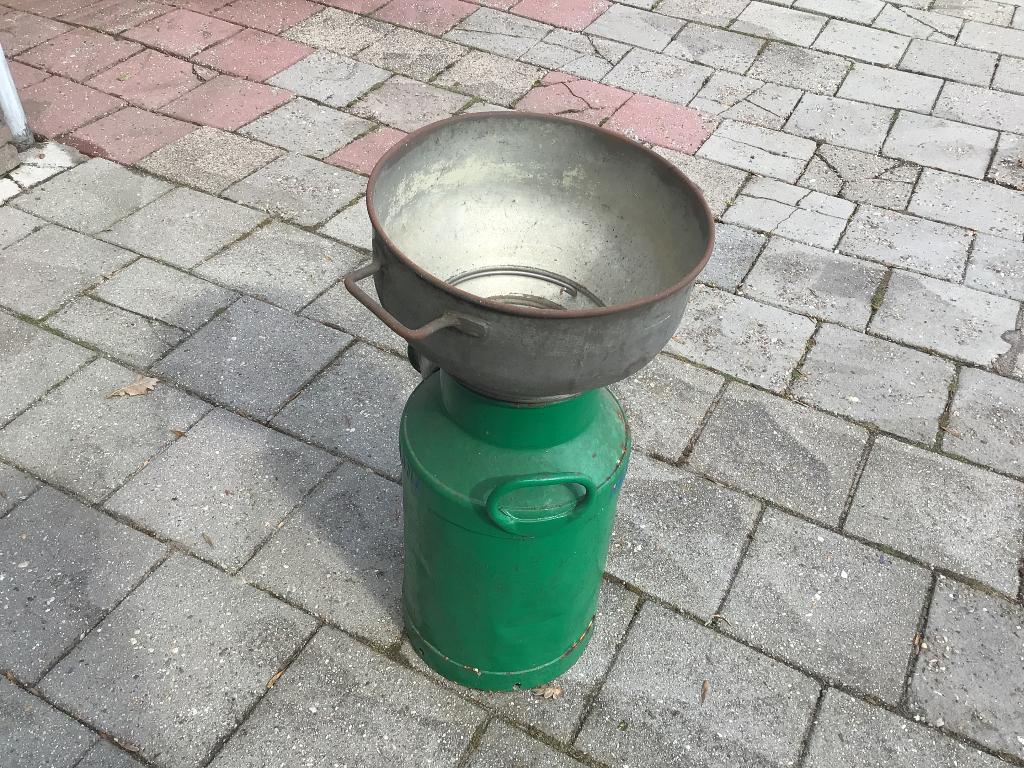 Melkbus met melkzeef, Antiek en Kunst, Curiosa en Brocante, Ophalen