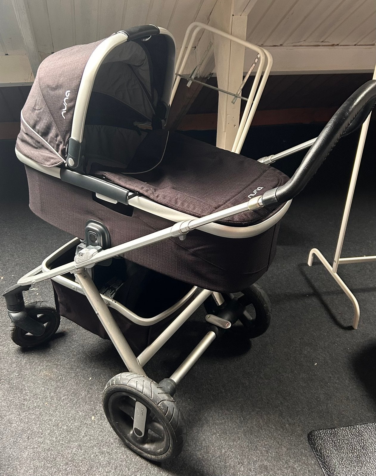 Nuna kinderwagen - reiswieg, Ophalen, Zo goed als nieuw, Overige merken