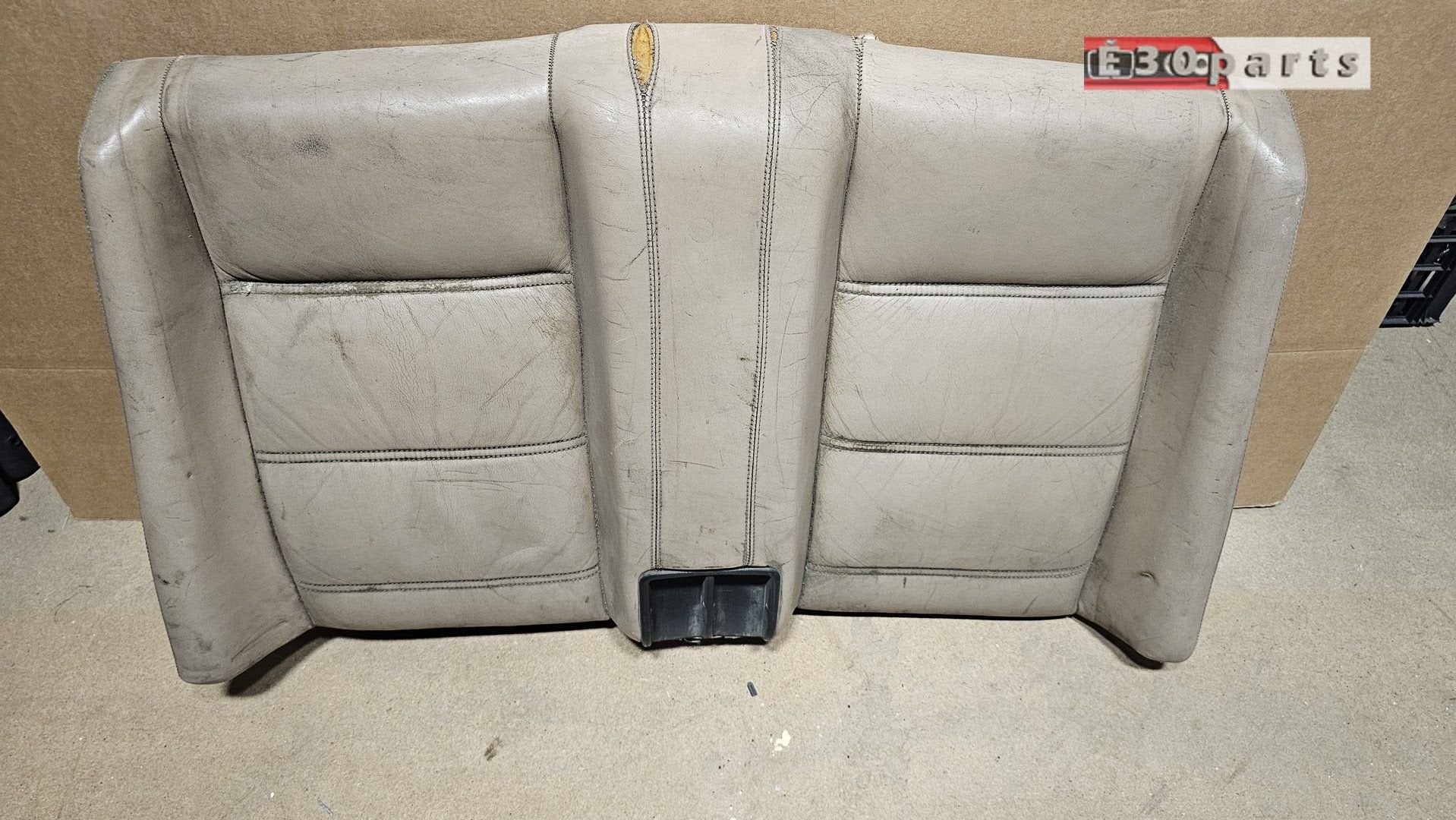 Achterbank leuning beige leer BMW 3 serie E30 52209063586 90, Gebruikt, -, Ophalen of Verzenden, -