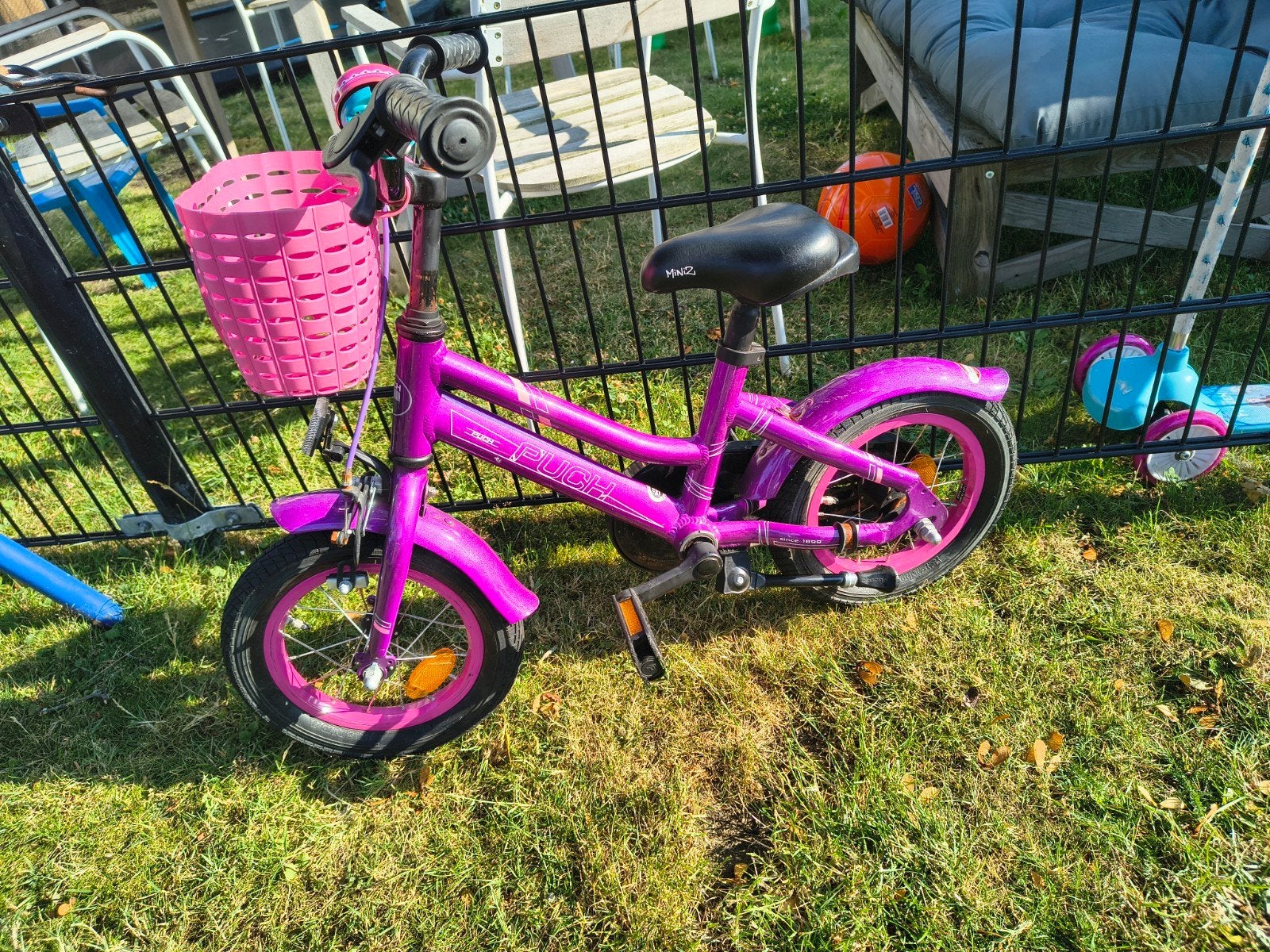 Kinderfiets Puch 12 inch zijwieltjes zijn ook aanwezig, Ophalen, Gebruikt, Minder dan 16 inch, Zijwieltjes