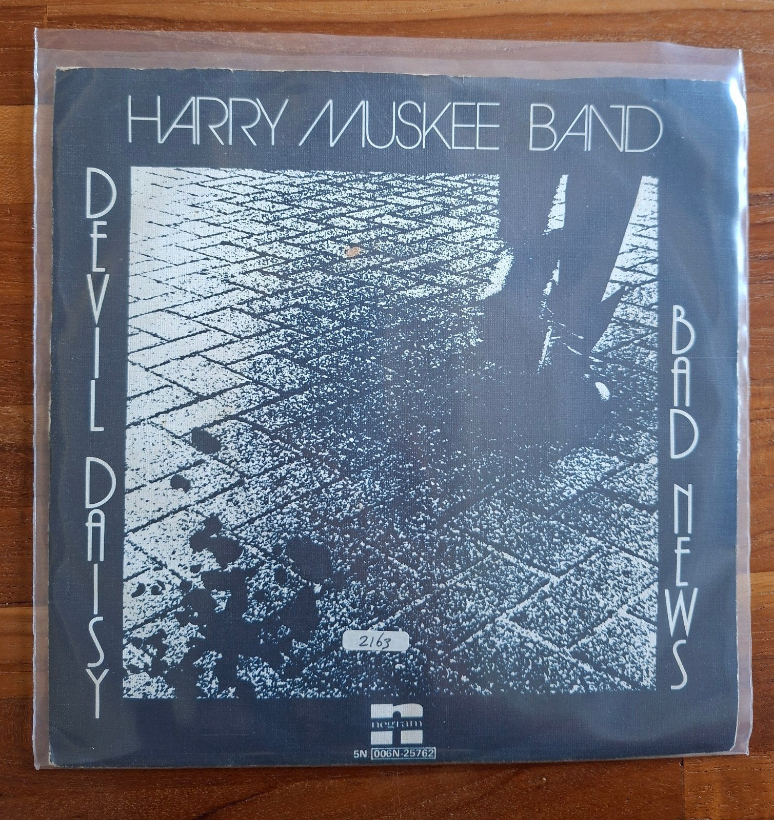Muskee, Harry band - Devil Daisy - Single is TOP, Ophalen of Verzenden, Gebruikt, 7 inch, Pop