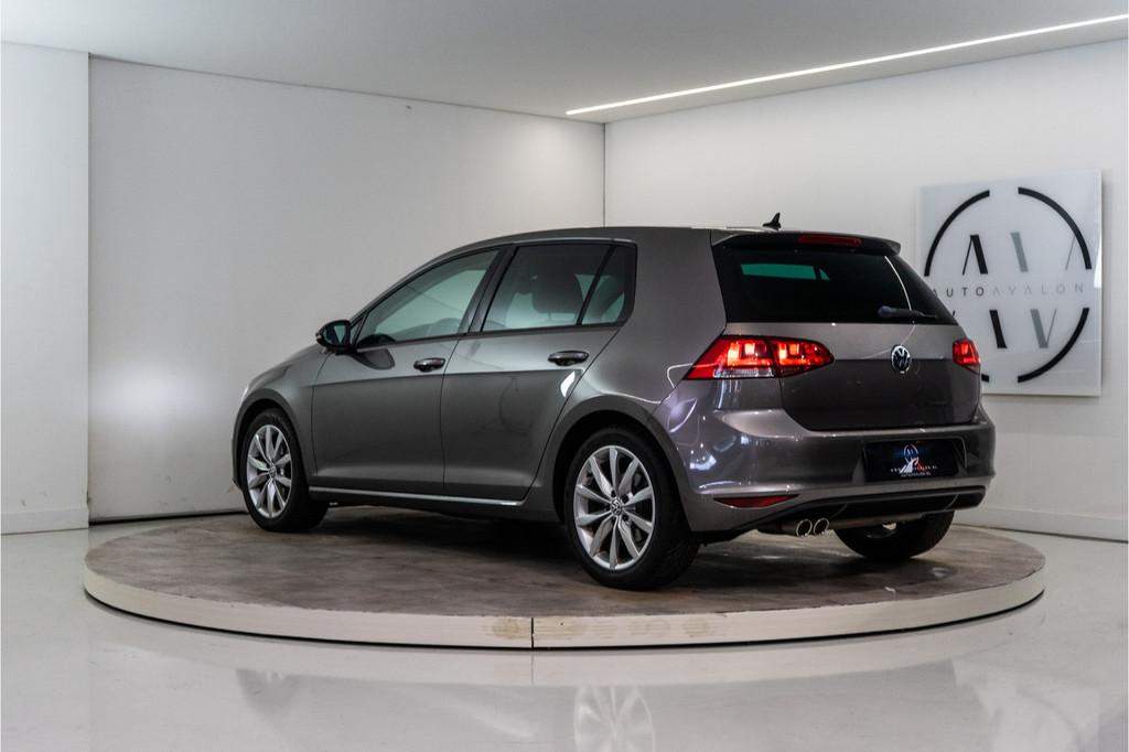 Volkswagen Golf 1.4 TSI ACT Highline 141PK | LED | Trekhaak, Auto's, 12 maanden, Gebruikt, 4 cilinders, Leder en Stof