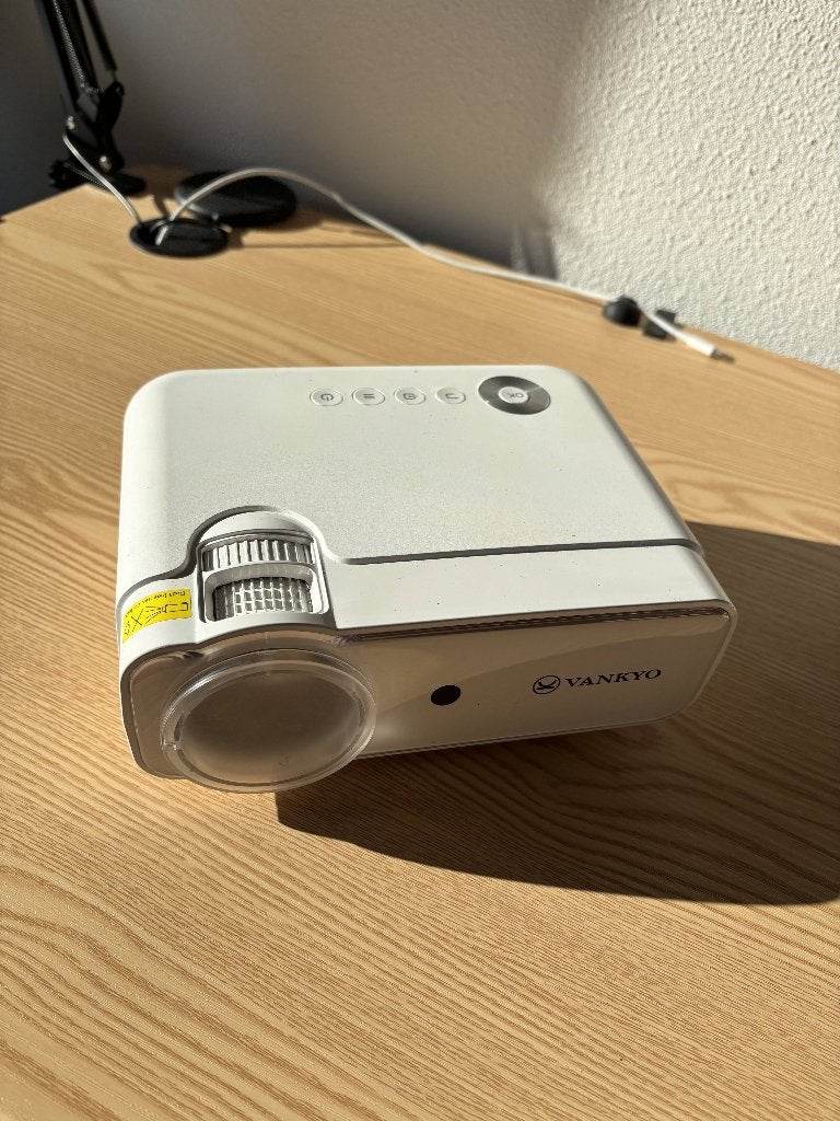 Vankyo Leisure D30T beamer / projector, Audio, Tv en Foto, Beamers, Vankyo, LED, Ophalen of Verzenden, Zo goed als nieuw