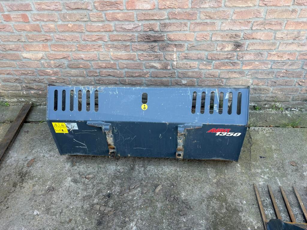 Avant Grondbak 135 - Gebruikt (A36996), Ophalen of Verzenden