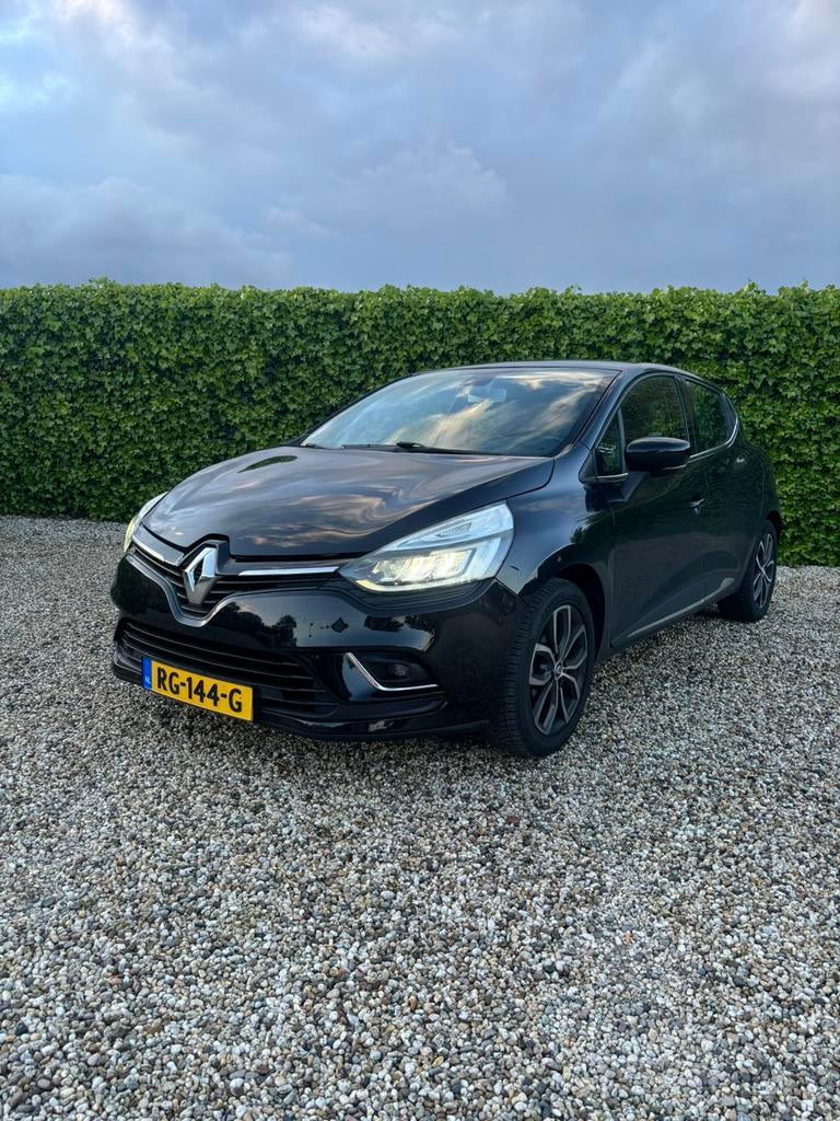 Renault Clio 1.5 DCI 2017 intens editie full option, Voorwielaandrijving, Zwart, 1200 kg, Particulier