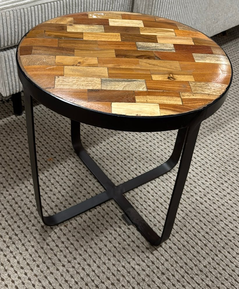 ROBERT-WOOD bijzettafel – Mangohout & zwart metaal, Minder dan 55 cm, Kringloopehb41@hotmail.com, Rond, Bijzettafel