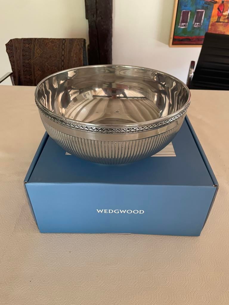 Bijzondere Wedgwood schaal uit de Edme Metalware collectie, Nieuw, Ophalen of Verzenden, Schaal of Schalen, Wedgwood