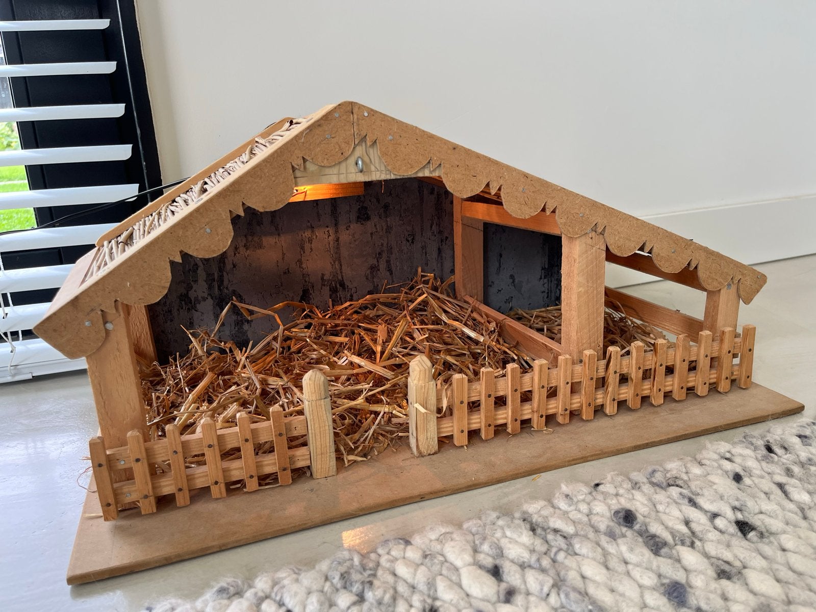 Handgemaakte houten kerststal, Ophalen, Nieuw