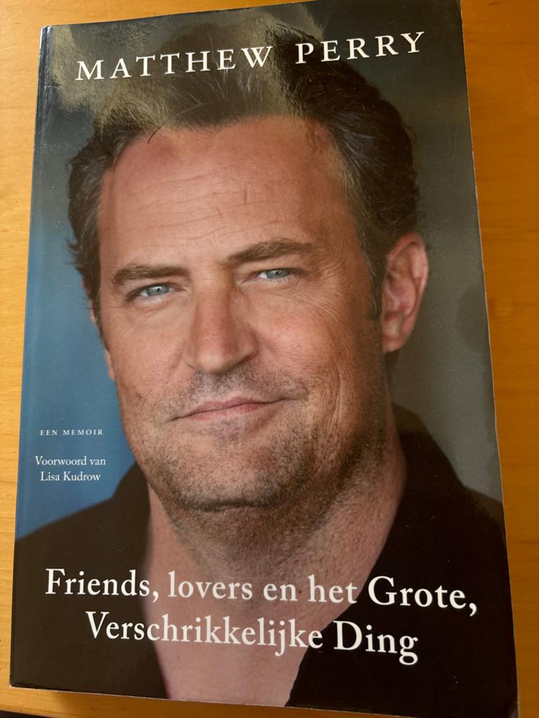 Matthew Perry - Friends, lovers en het Grote, Verschrikkelij, Verzenden, Zo goed als nieuw, Film, Tv en Media
