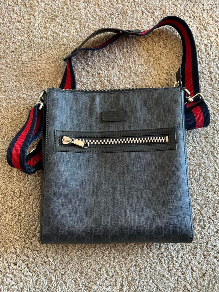 Gucci GG Zwarte Messenger Tas voor Heren, Sieraden, Tassen en Uiterlijk, Ophalen of Verzenden, Zo goed als nieuw, Zwart, Overige merken