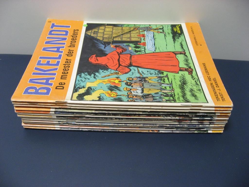 Bakelandt. 12 delen. Uitgeverij J Hoste. n v, Meerdere stripboeken, Ophalen of Verzenden, Gelezen
