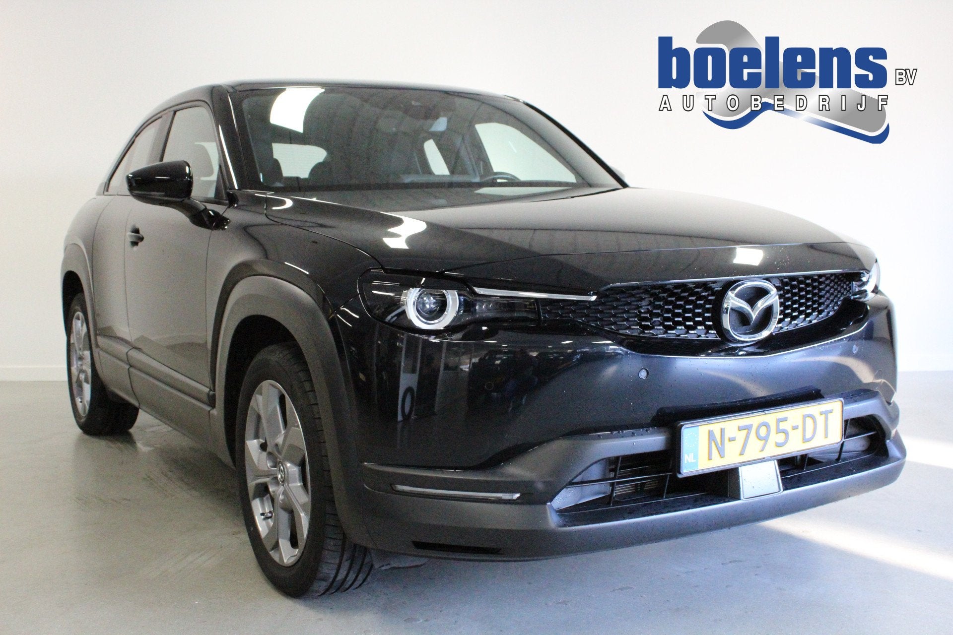 Mazda MX-30 e-SkyActiv 145 Comfort 36 kWh | STOEL+STUUR/VERW, Auto's, Stof, Gebruikt, Zwart, Zwart