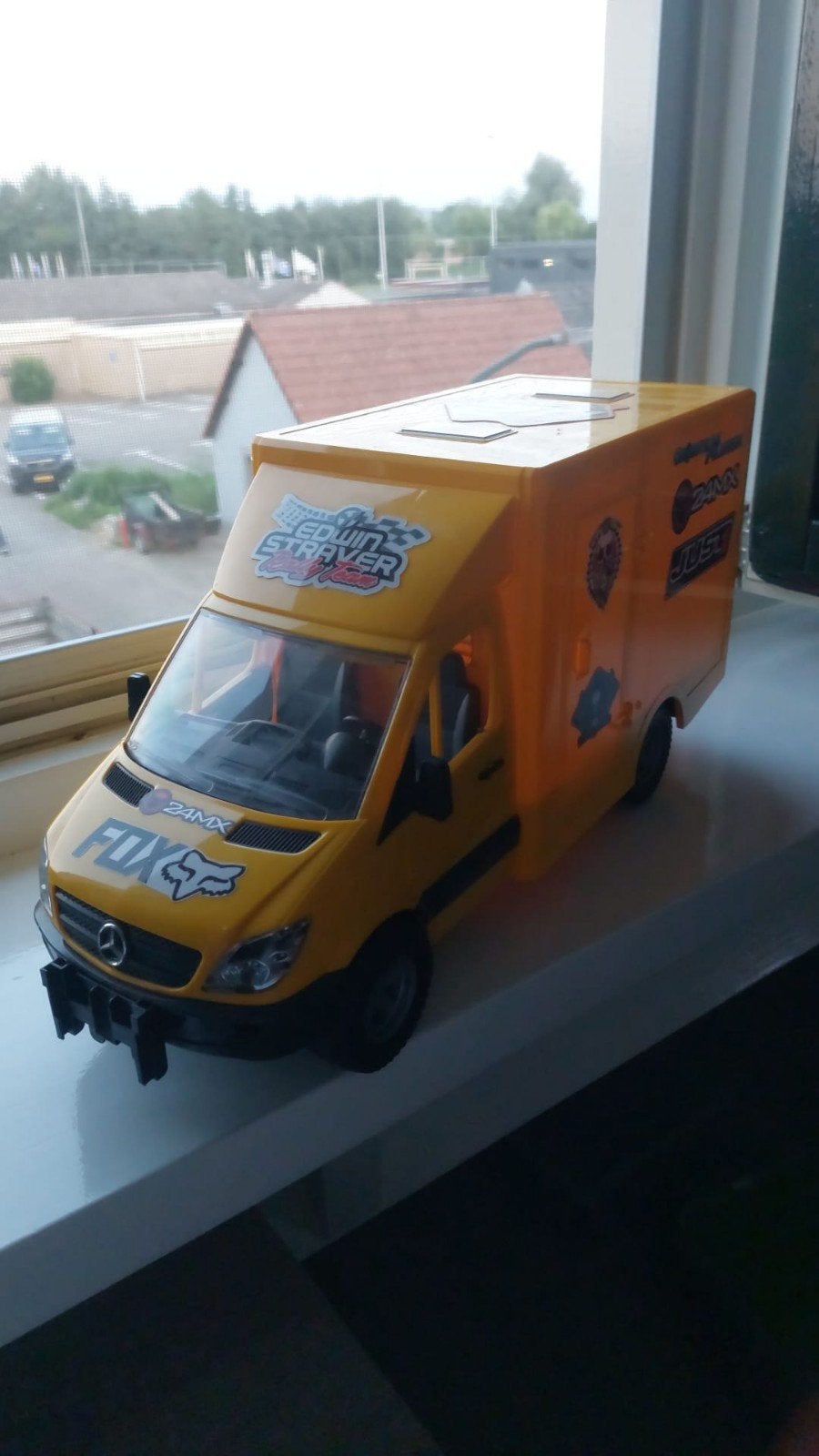 Bruder DHL crossbus, Kinderen en Baby's, Speelgoed | Speelgoedvoertuigen, Ophalen of Verzenden