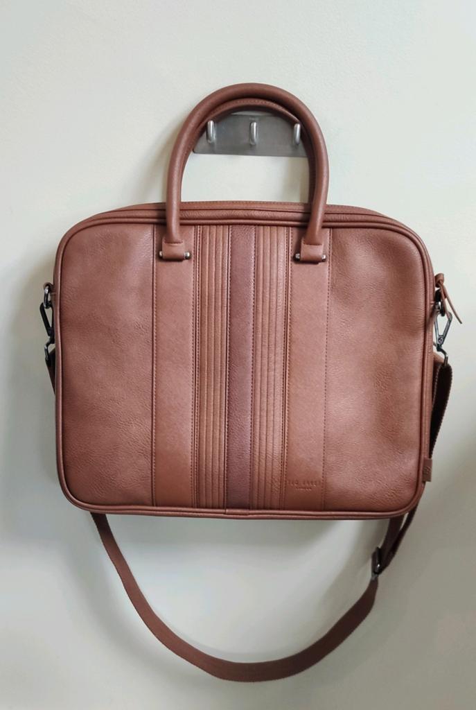 Ted Baker Never laptoptas, aktetas, werktas, Computers en Software, Laptoptassen, Zo goed als nieuw, Aktetas, Ophalen of Verzenden