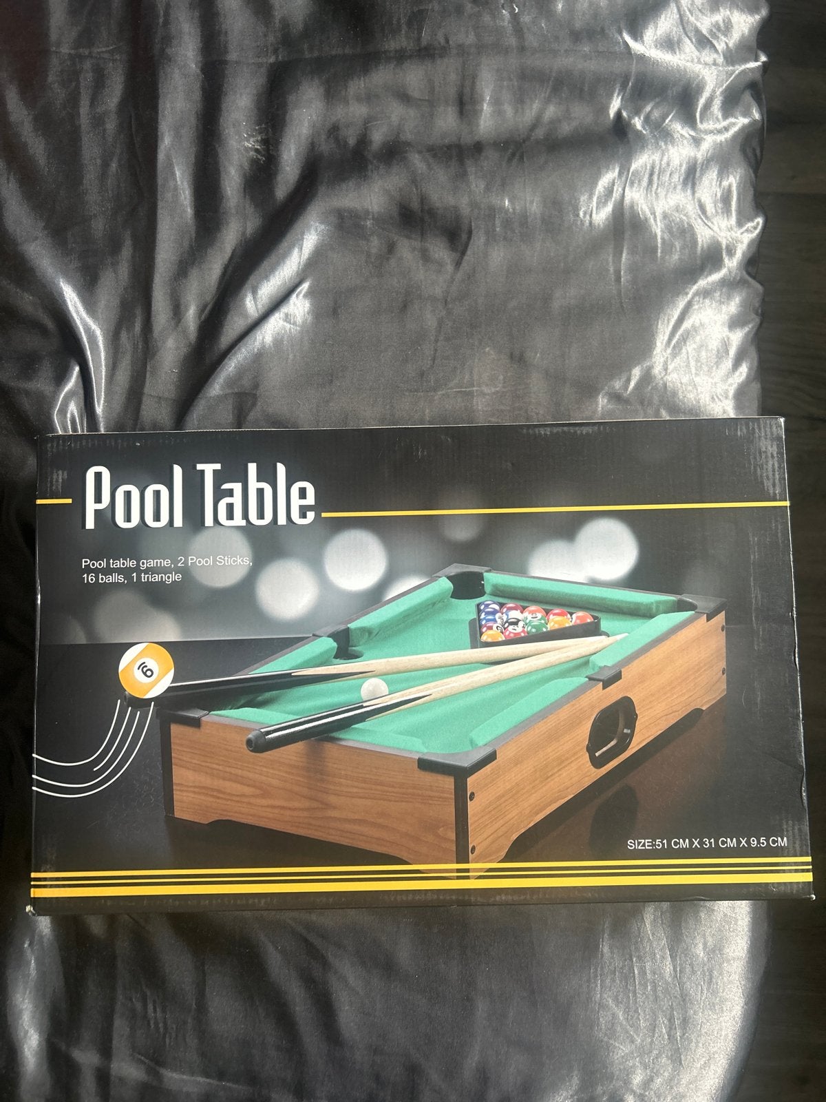 Nieuwe mini pooltafel, compleet met accessoires, Sport en Fitness, Biljarten en Poolen, Ophalen of Verzenden, Nieuw, Pooltafel
