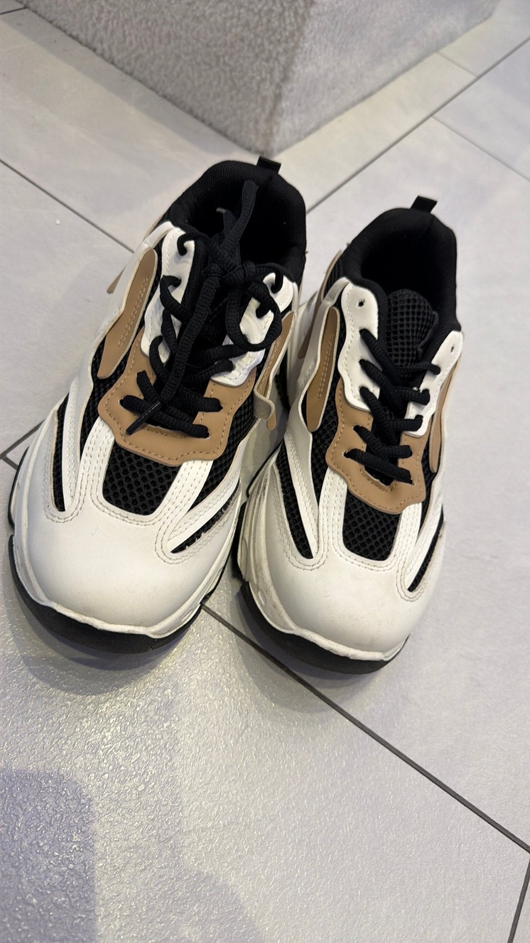 Oxmox damesschoenen maat 40, Ophalen of Verzenden, Zo goed als nieuw, Sneakers of Gympen
