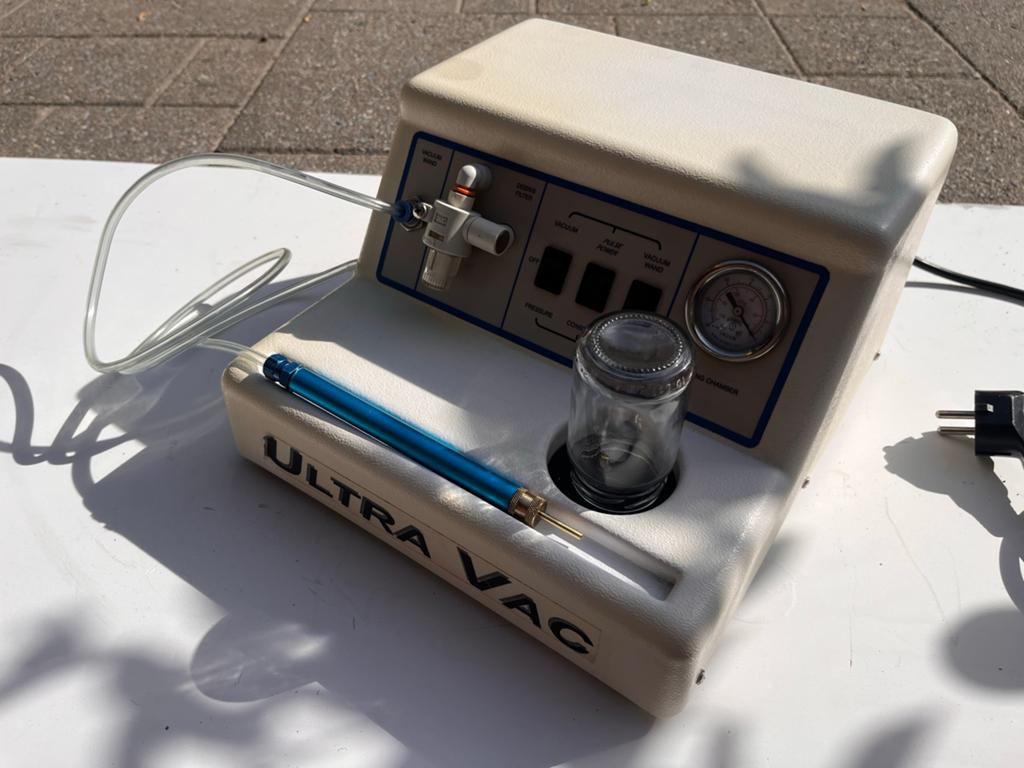 Ultra Vac Vacuümpomp Gehoorapparaat Reiniging, Witgoed en Apparatuur, Overige Witgoed en Apparatuur, Ophalen of Verzenden, Zo goed als nieuw