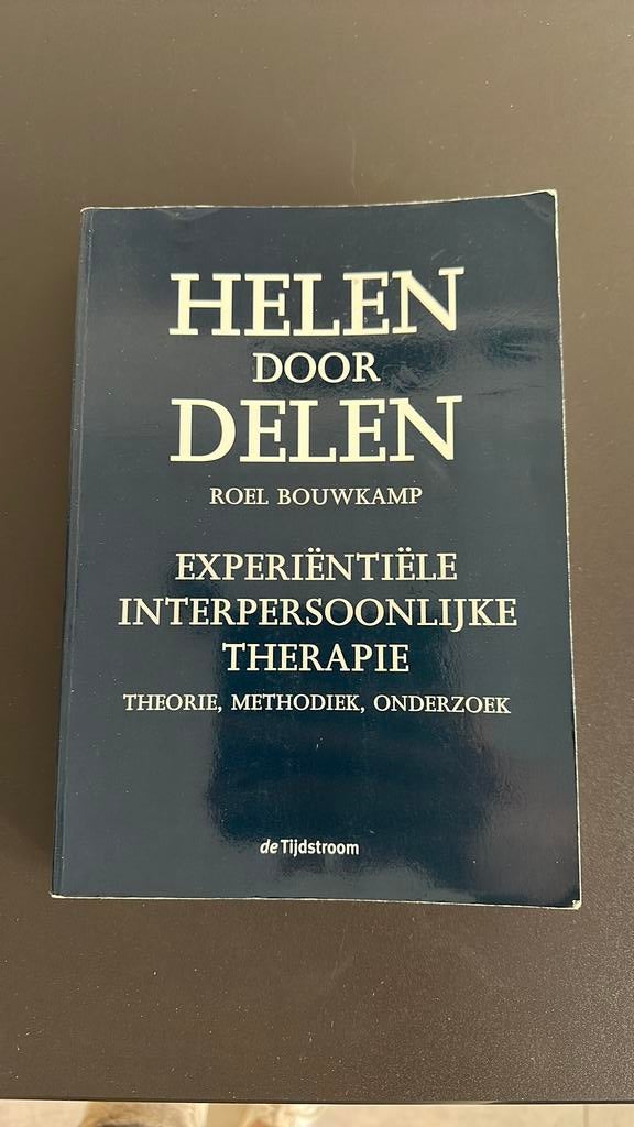 R. Bouwkamp - Helen door delen, Gelezen, R. Bouwkamp, Ophalen of Verzenden, Nederlands