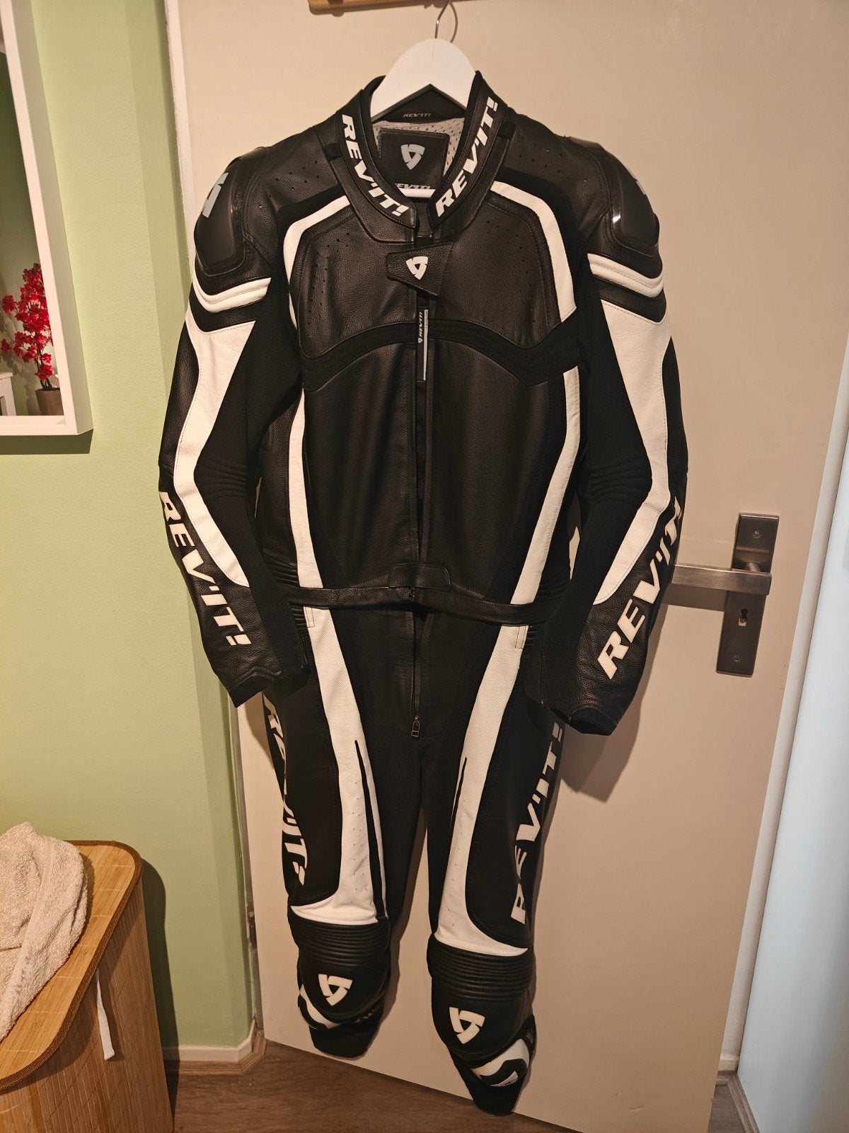 Rev'it! 2-delig leren motorpak, maat 48, zo goed als nieuw, Motoren, Kleding | Motorkleding, Ophalen, Tweedehands, Combipak