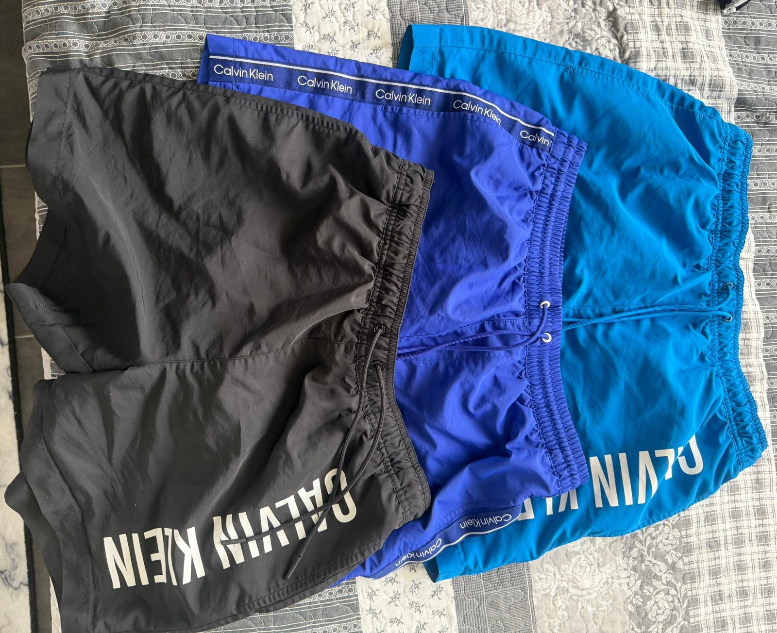 Zwembroek/ short, Kleding | Heren, Badmode en Zwemkleding, Ophalen of Verzenden, Zwart