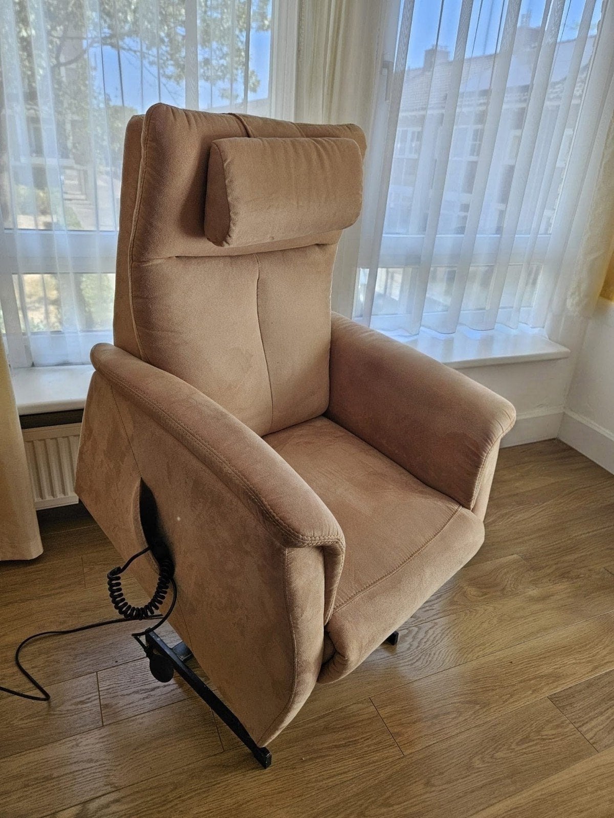 Prominent Relaxfauteuil met elektrische verstelling, Ophalen, Gebruikt, Modern, Comfort, 75 tot 100 cm