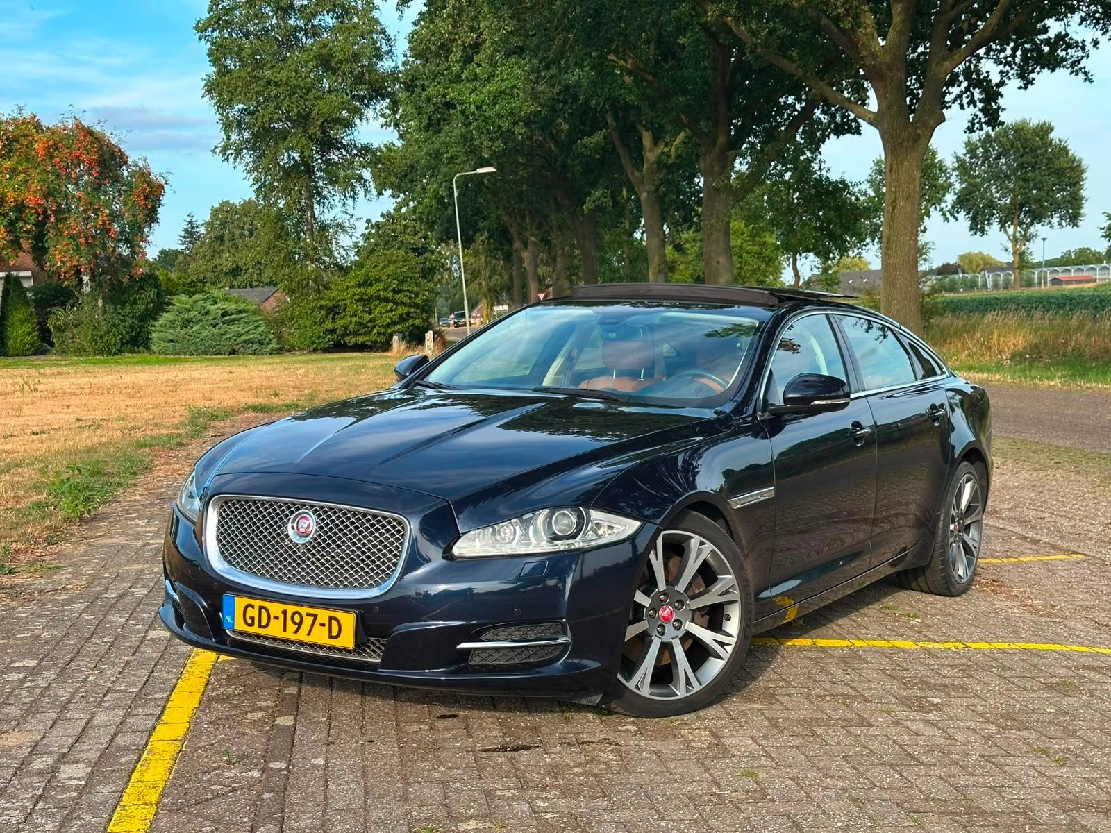 Jaguar XJ 3.0 V6 D Aut6 LWB 2015 Blauw, Achterwielaandrijving, 2993 cc, Blauw, Diesel