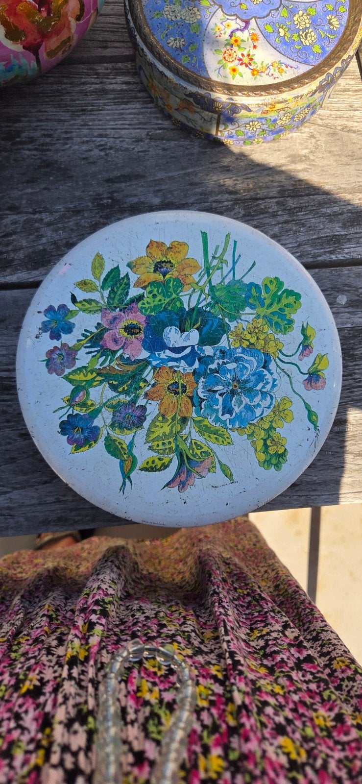 Vintage blikken doos met bloemenprint, Ophalen