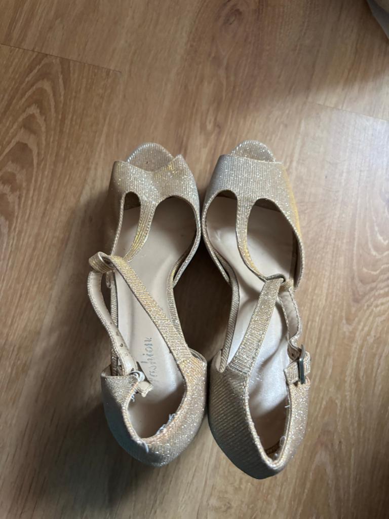 Gouden glitter hakken maat 39, Ophalen of Verzenden, Gedragen, Overige kleuren, Pumps