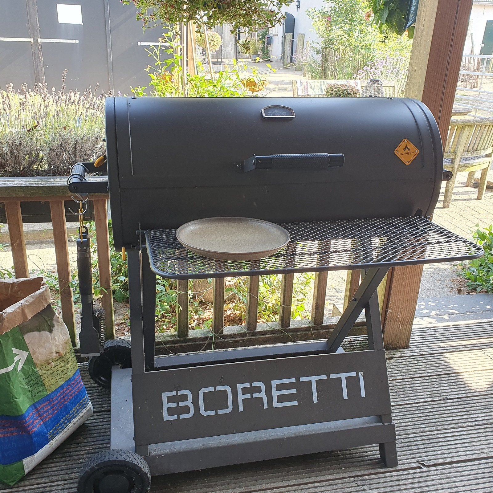 Boretti BBQ - Robuuste Houtskoolbarbecue, Ophalen, Zo goed als nieuw, Boretti