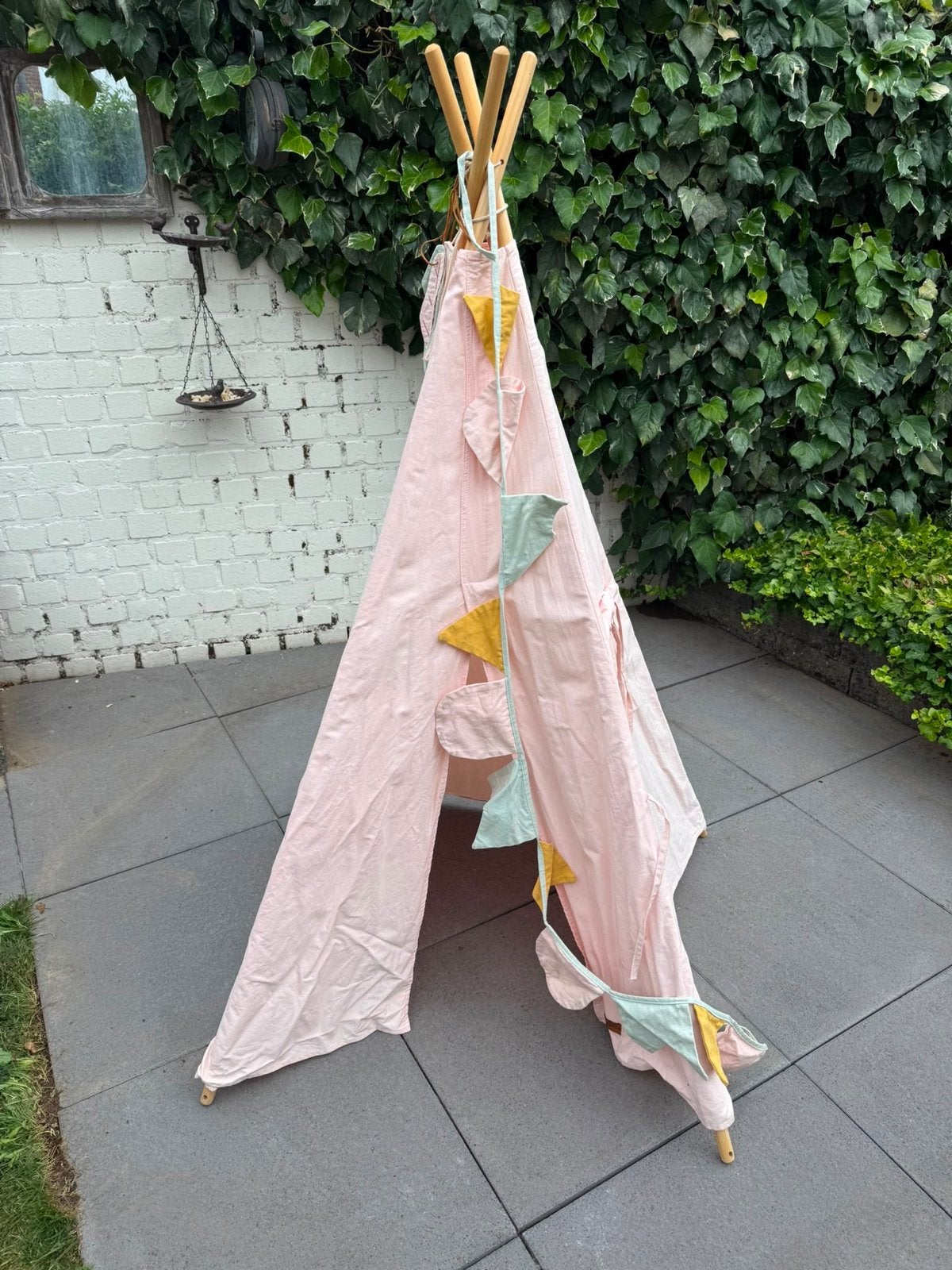Little Dutch Tipi tent roze met vlaggetjes, Kinderen en Baby's, Speelgoed | Speeltenten, Gebruikt, Ophalen