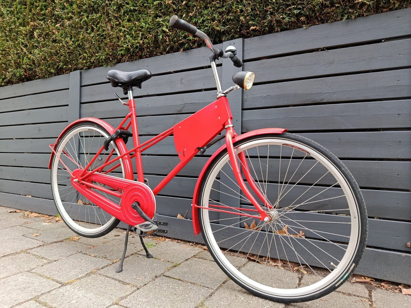 Mooie Union Tulip terugtraprem AXA slot

- 28 inch
- frame h, 55 tot 59 cm, Ophalen, Zo goed als nieuw, Staal