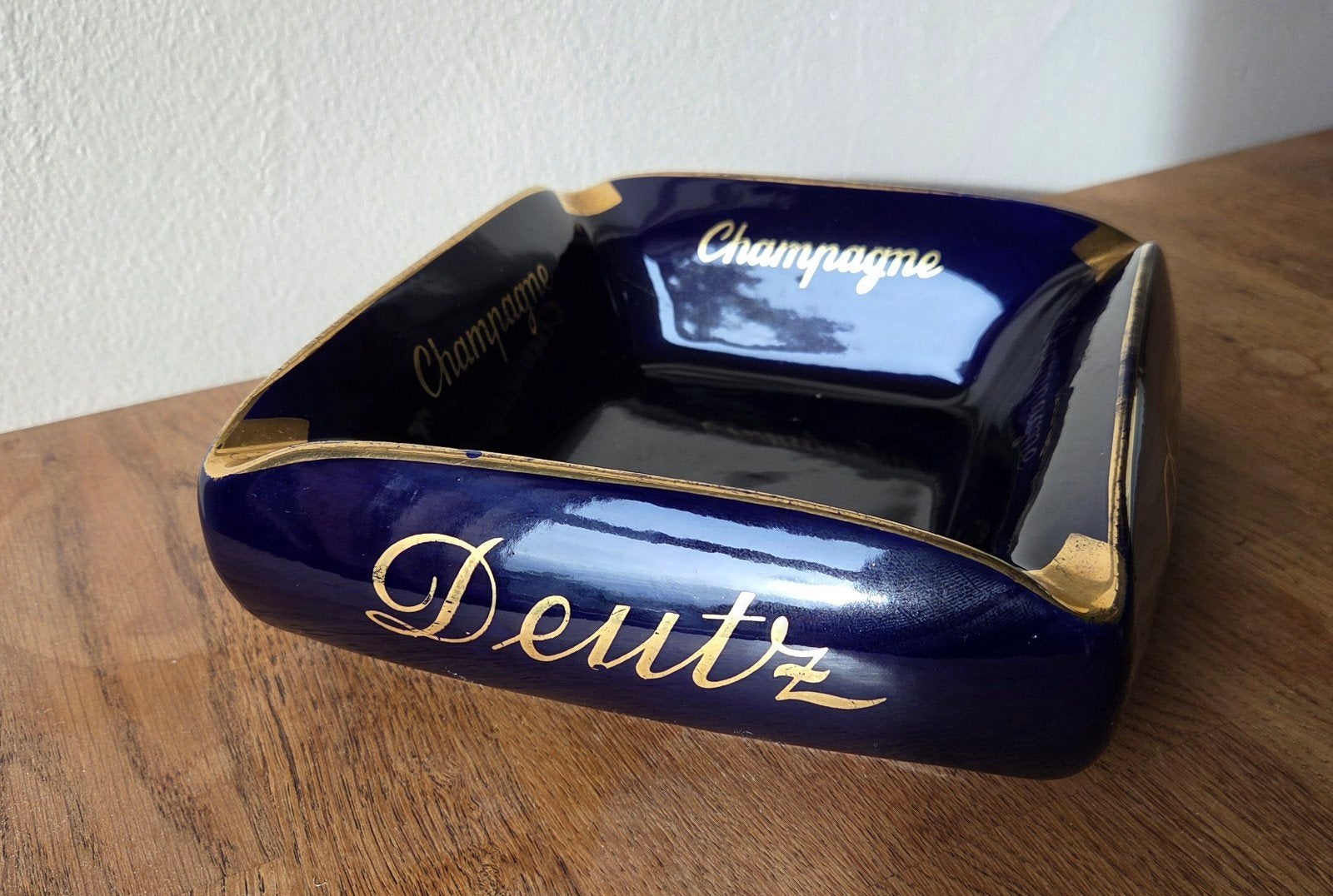 Unieke asbak Champagne - Deutz, Ophalen of Verzenden