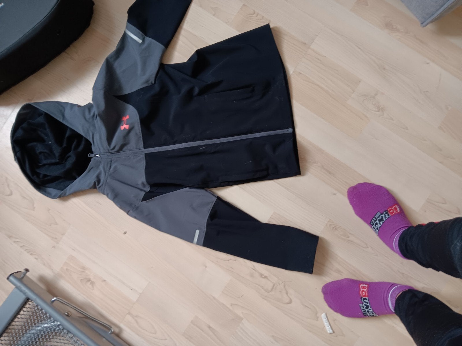Under Armour hardloopjack - Nieuw met kaartjes, Maat 48/50 (M), Under Armour, Nieuw, Ophalen of Verzenden