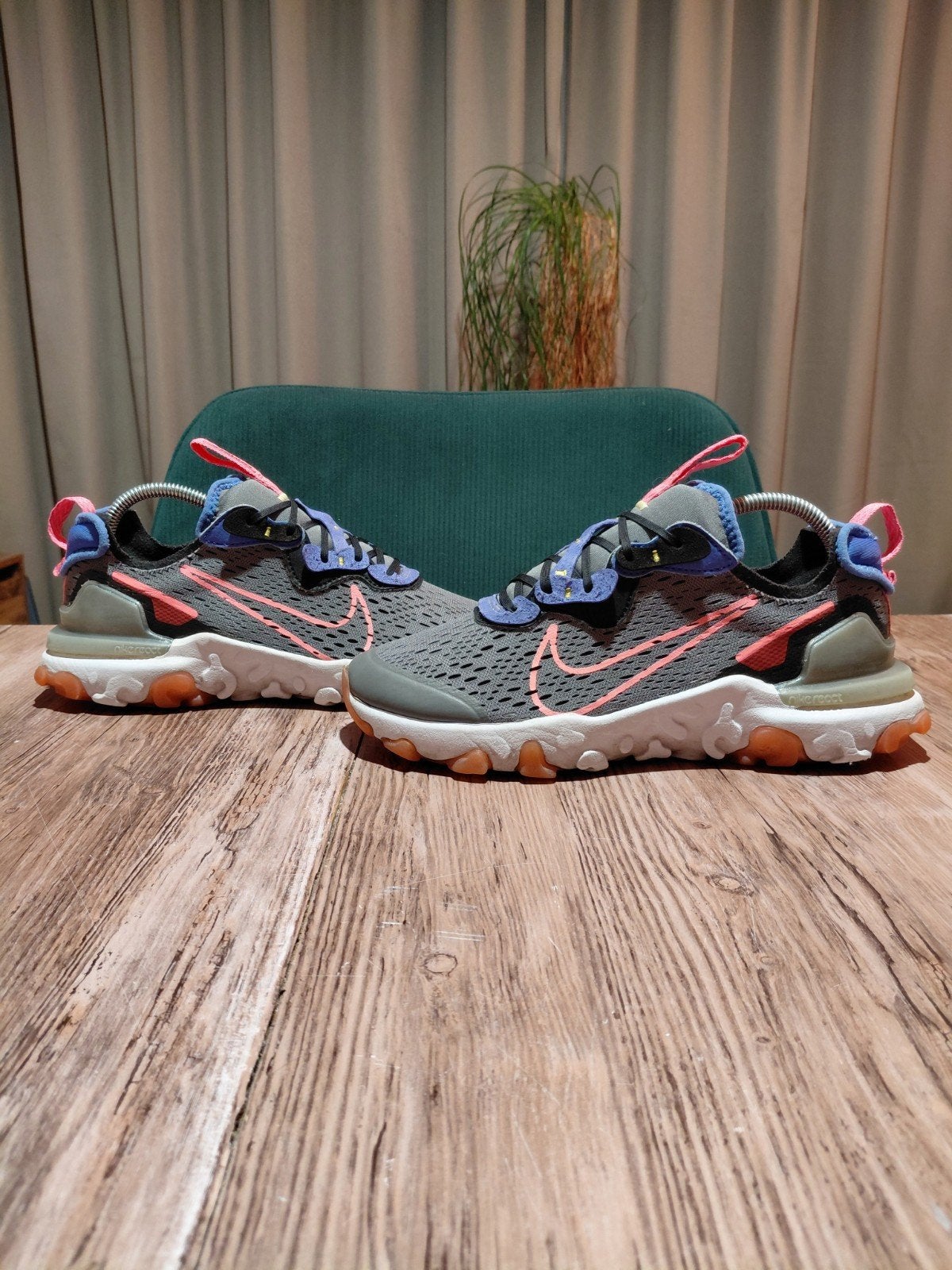 Nike React Vision 'Sunset Pulse' Size 37,5, Nike, Ophalen of Verzenden, Sneakers of Gympen, Grijs