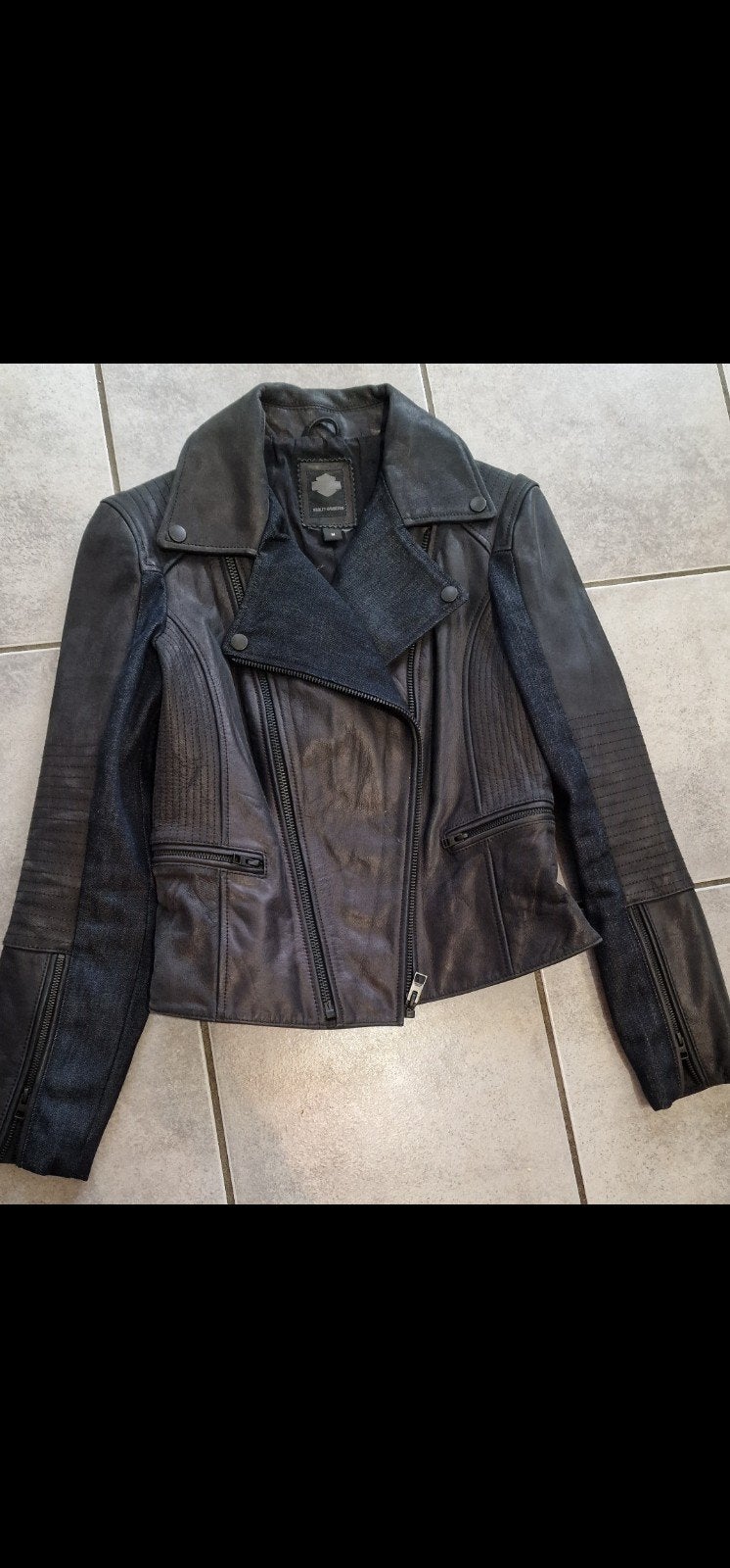 Harley davidson jas voor dames maat s., Motoren, Kleding | Motorkleding, Harley-Davidson, Jas | leer, Ophalen of Verzenden, Nieuw zonder kaartje