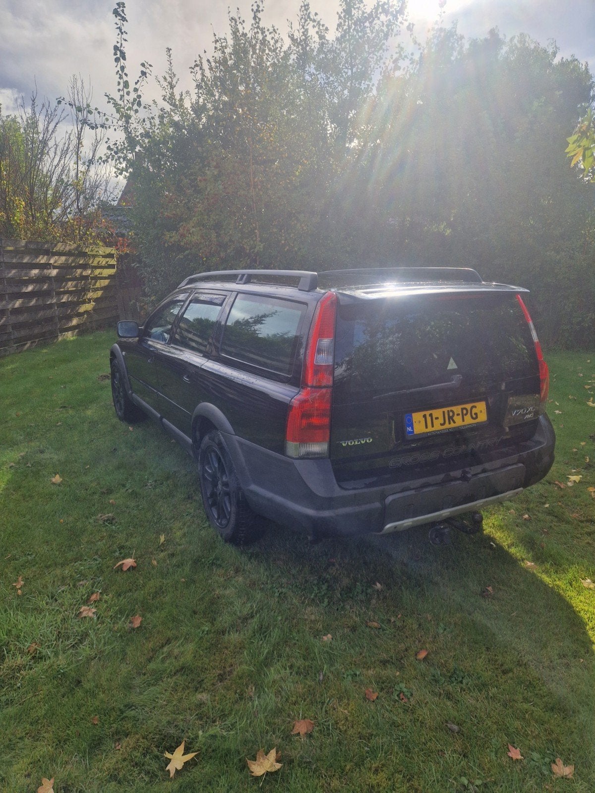 Volvo V70 2.4 T XC 4WD 2002 Zwart, Auto's, 1636 kg, 1800 kg, Zwart, Zwart