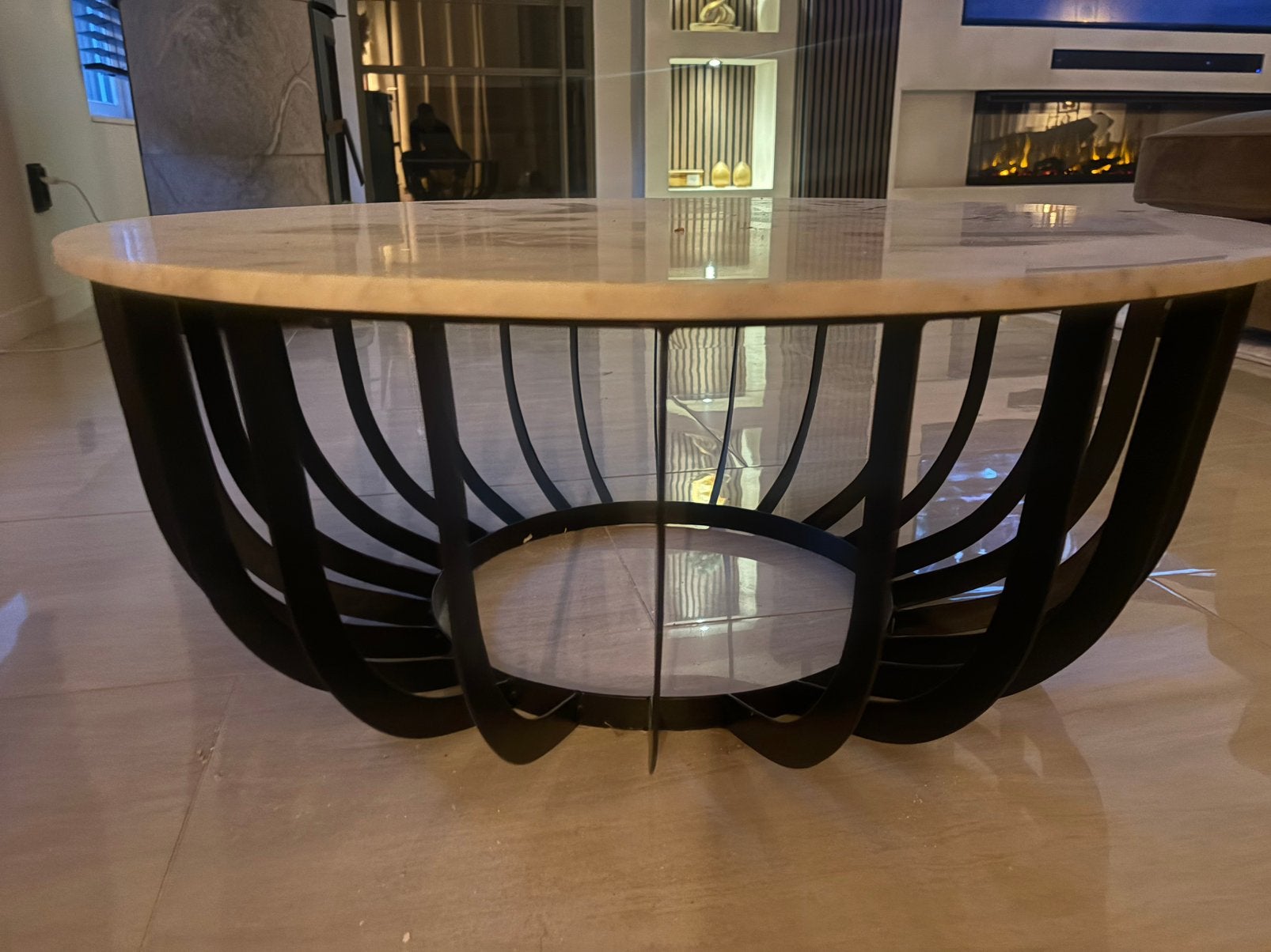 Tk mooie ronde salontafel metaal met marmer blad, Ophalen, Rond, 50 tot 100 cm, Zo goed als nieuw