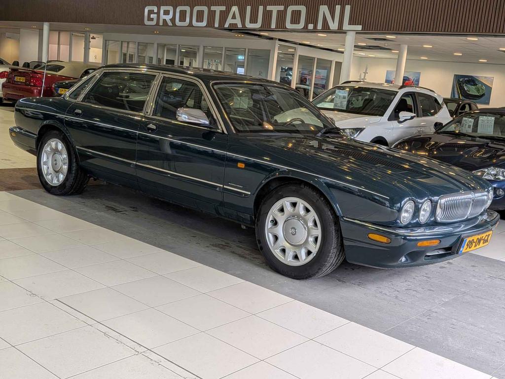 Jaguar XJR 4.0 V8 Supercharged Airco, Cruise Control, Stuurb, Auto's, Automaat, Achterwielaandrijving, Zwart, Bedrijf