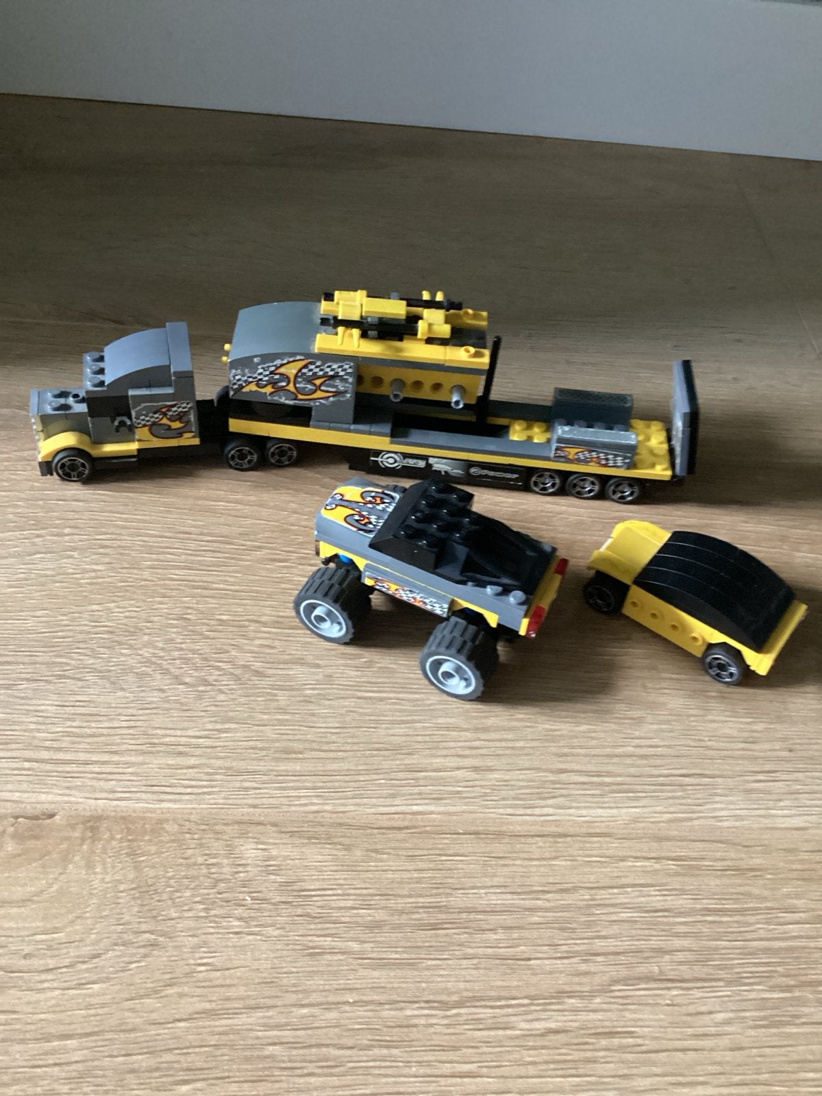 Lego Racers 8134 Night Crusher met instructies, Gebruikt, Lego, Ophalen of Verzenden, Compleet