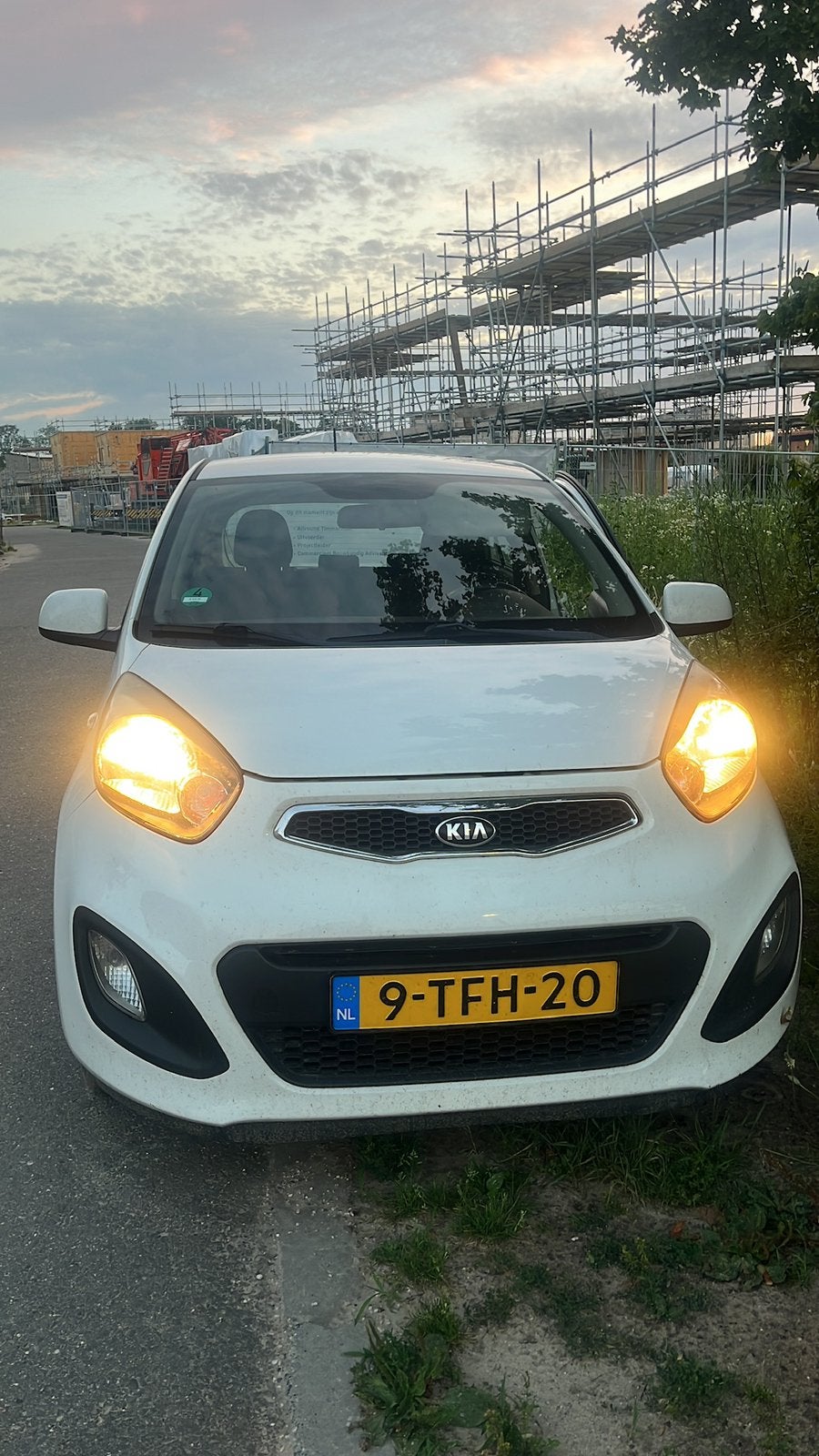 Kia Picanto 1.2 Cvvt 5-DRS 2014 Wit, Auto's, Voorwielaandrijving, 4 cilinders, 400 kg, Origineel Nederlands
