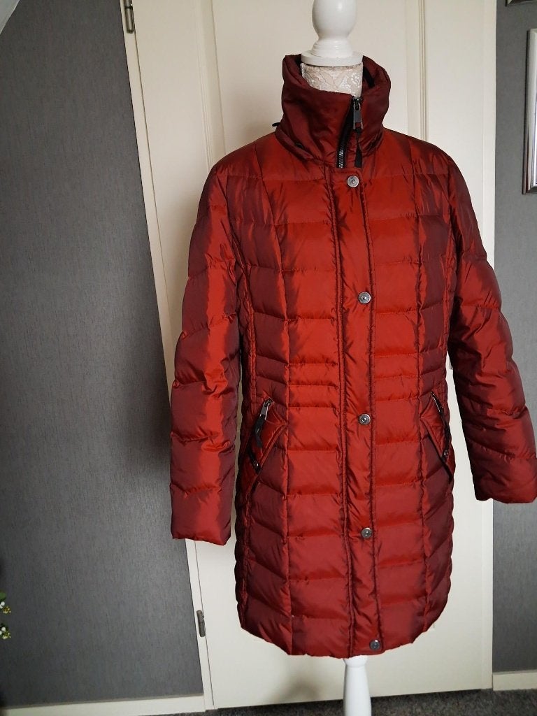 jas barbara Lebek Maat : 40 Kleur : Rood weinig gedragen g, Maat 38/40 (M), Ophalen of Verzenden, Zo goed als nieuw, Barbara Lebek