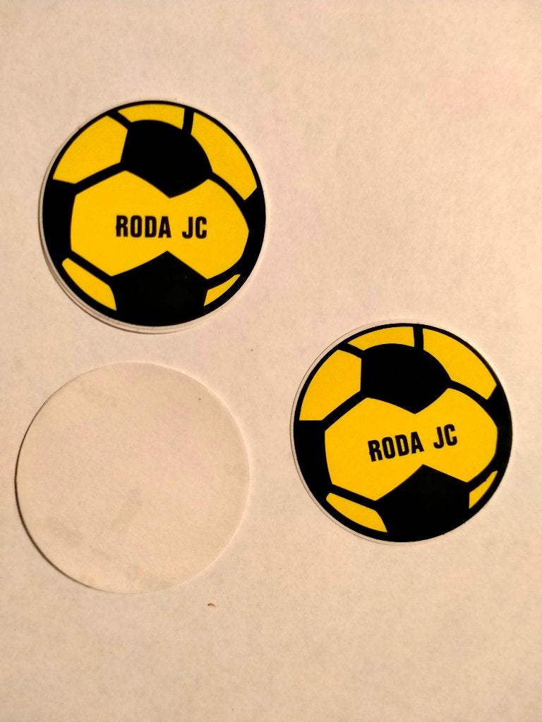 Roda JC Kerkrade vintage voetbal sticker logo bal, Verzamelen, Ophalen of Verzenden, Zo goed als nieuw, Overige typen