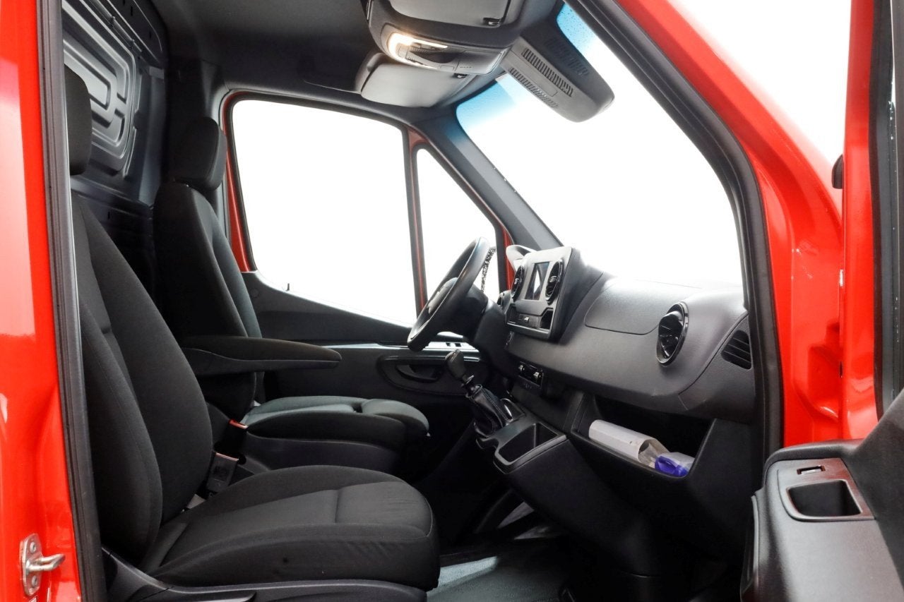 Mercedes-Benz Sprinter 314 CDI 143pk E6 RWD L2H1 Navi/Camera, Achterwielaandrijving, Euro 6, Bedrijf, 2 stoelen