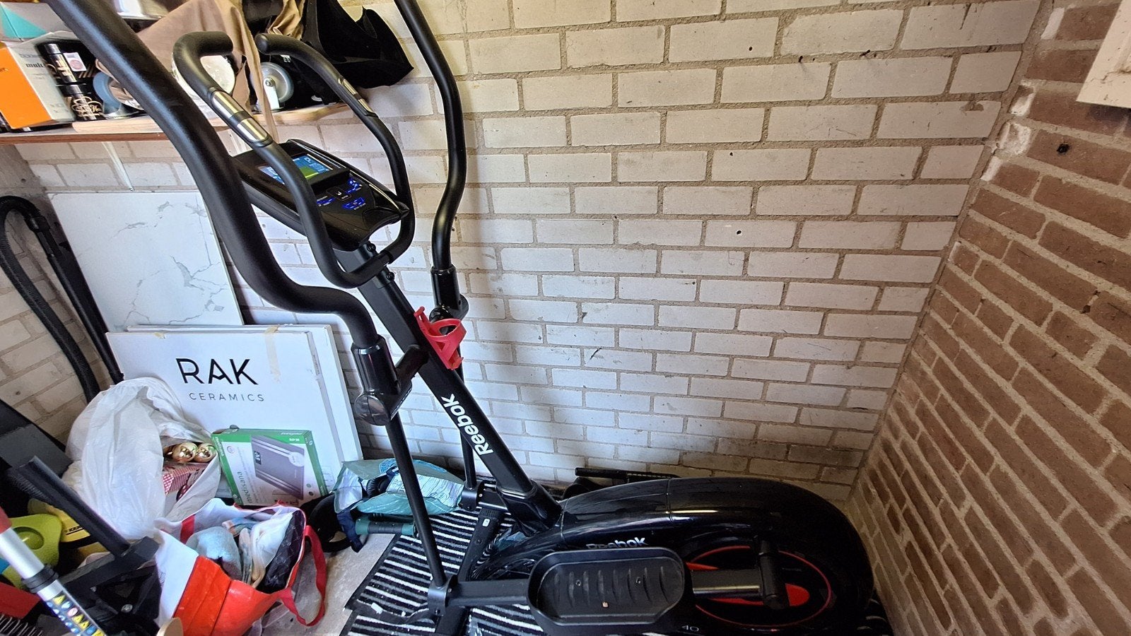 Reebok Crosstrainer One GX40S Zwart, Ophalen, Crosstrainer, Metaal, Buik