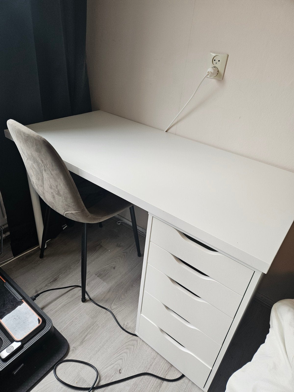 IKEA Lagkapten / Alex bureau met bureaustoel, Huis en Inrichting, Bureaus, Ophalen, Gebruikt, Met lades, Spaanplaat of MDF