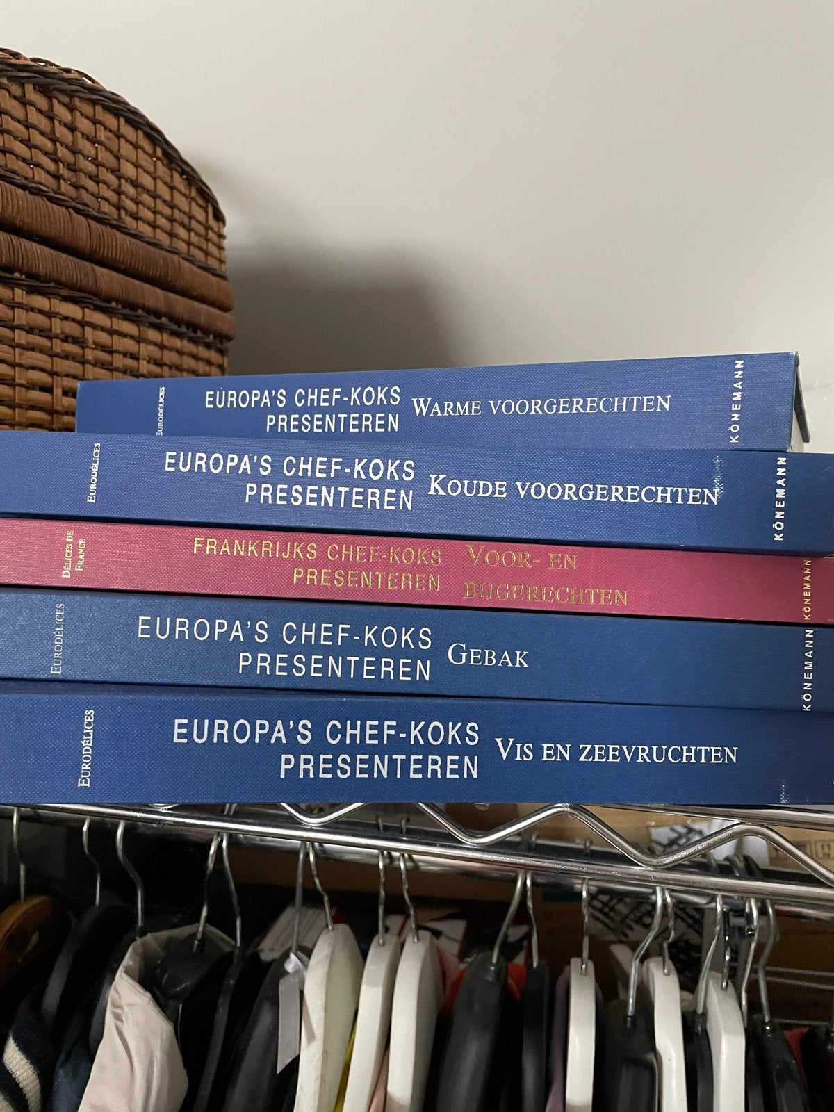 Europese Chef-koks Kookboeken - Diverse Delen, Ophalen of Verzenden, Gelezen, Europa, Voorgerechten en Soepen