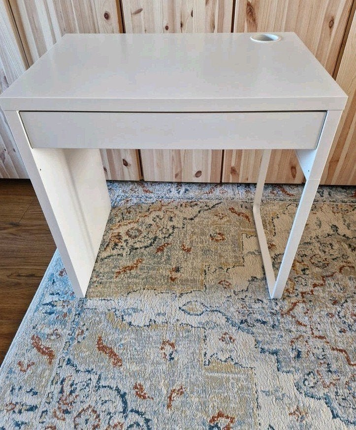 IKEA Micke Bureau met Sporren stoel - Zo goed als nieuw, Ophalen of Verzenden, Zo goed als nieuw